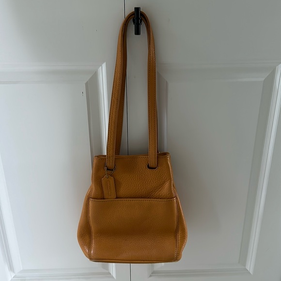 Vintage Coach Sonoma Yellow Pebbled Leather Shoulder Bag - Picture 1 of 5